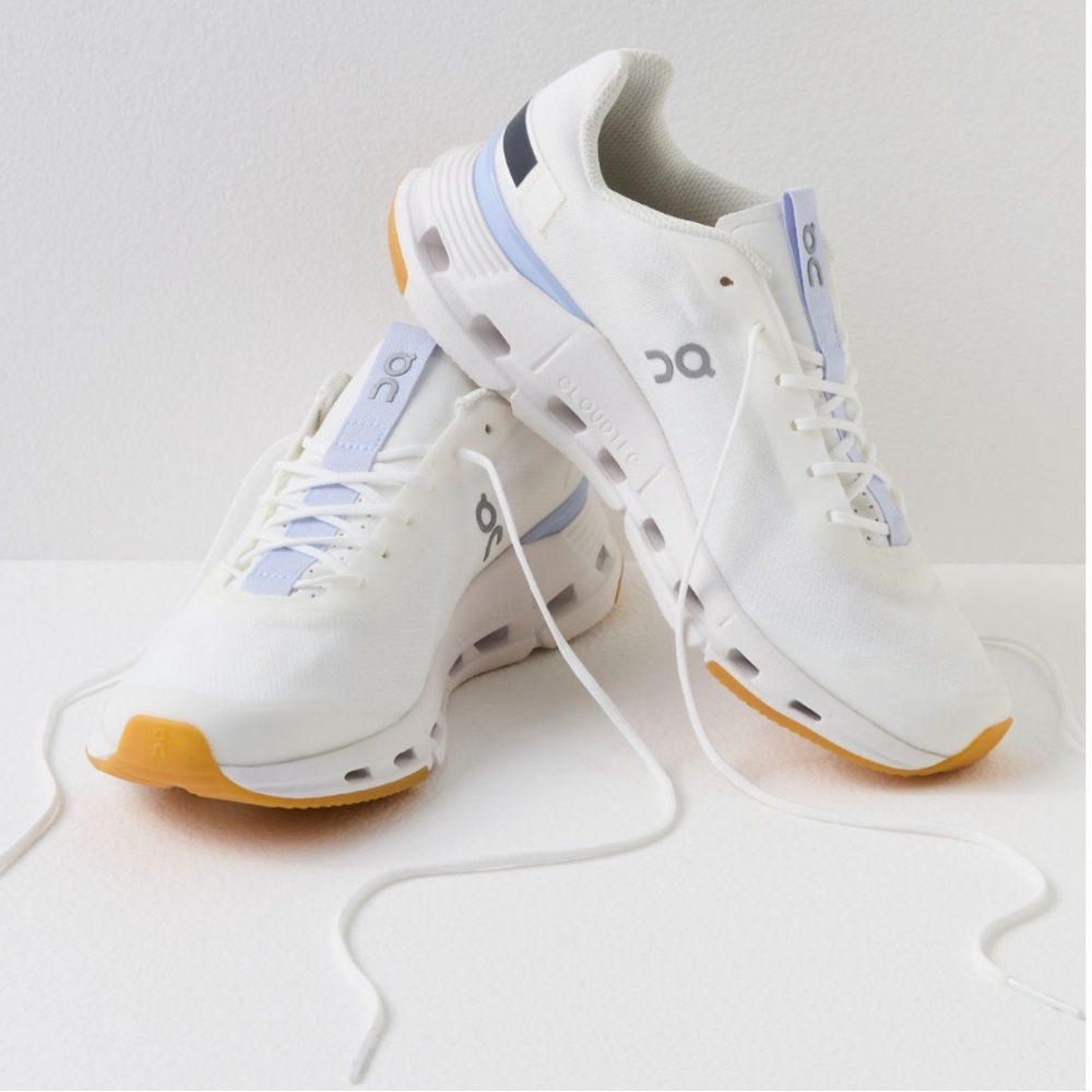 On Running Cloudnova Form Sneakers